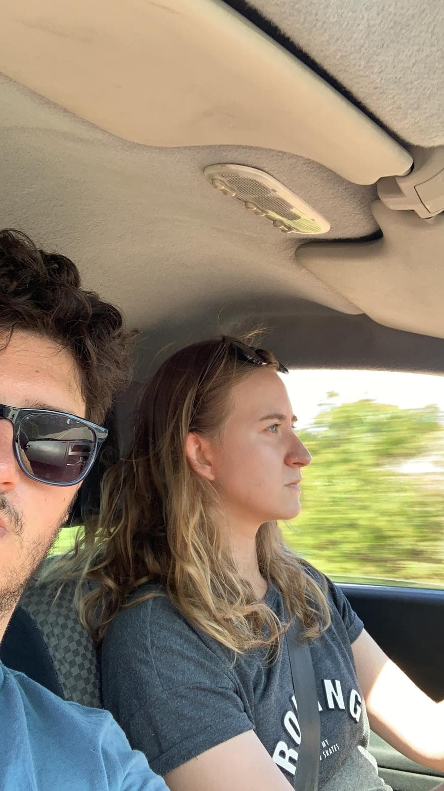 Siendo adultos, comprando coches y casas